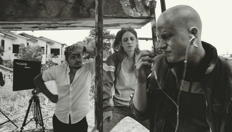 Gallery_Backstage_3-768x439
