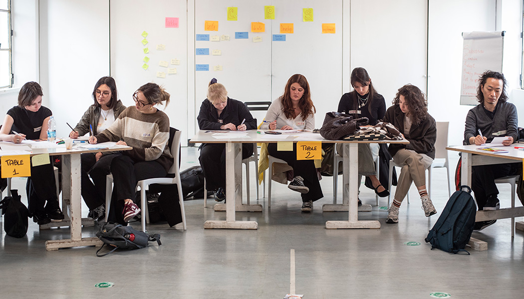 Art Curating and Design management